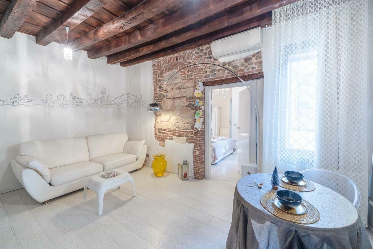 Abbraccio Di Giulietta Apartment Verona Luaran gambar