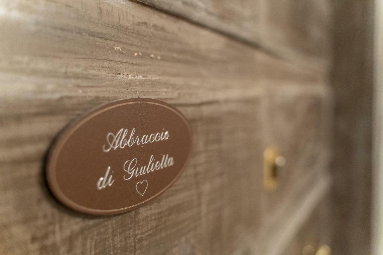 Abbraccio Di Giulietta Apartment Verona Luaran gambar